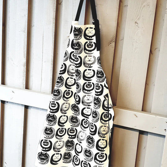 LONG APRON CATS