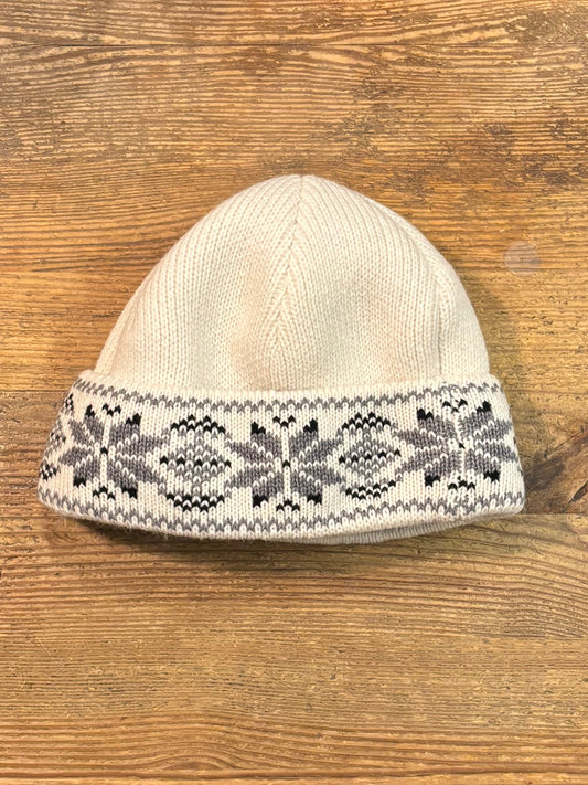 Cream Wool Hat with Nordic Snowflake Pattern and Fleece Lining